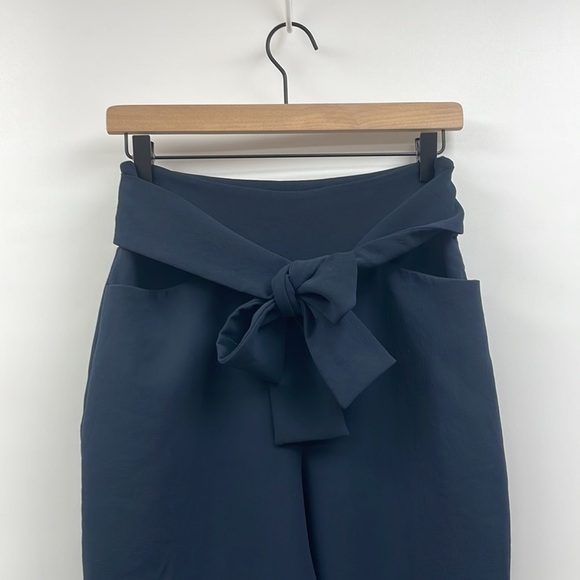 Aritzia Wilfred Navy Women's Trousers - Picture 3 of 9